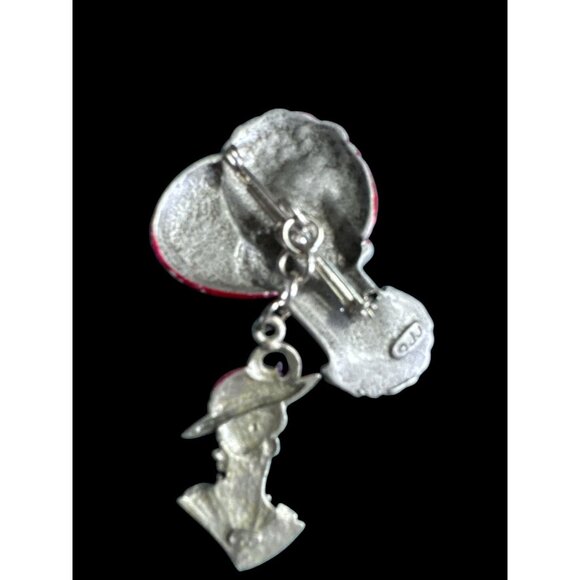 Vintage Signed JJ Lady in Red Hat Brooch Pin Flower Bonnet Woman Girl Jonette - Picture 3 of 4